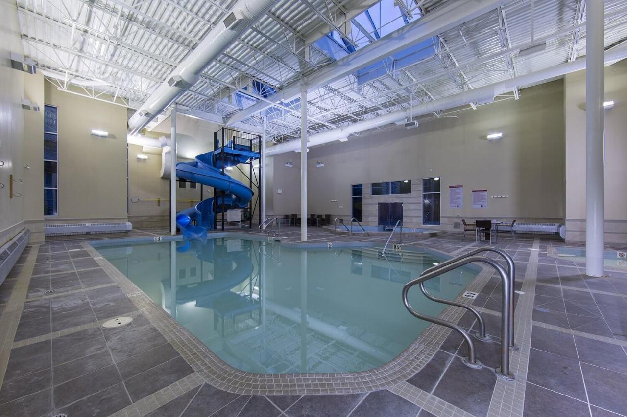 B&B Grand Rockies Resort 2Br 1Pullout 坎莫尔 外观 照片